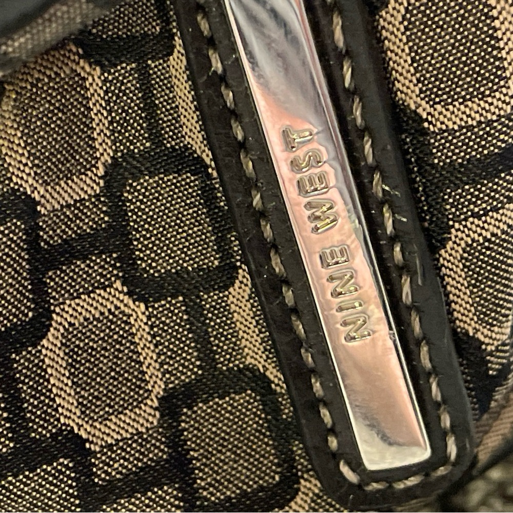 Nine West Multi Pattern Multi Pocket Buckled Purs… - image 7